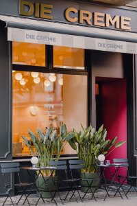 Die Creme: L'Eleganza del Terrazzo Veneziano nel Cuore di Berlino DIE-CREME-BERLINO-_1_ - Ceramica del Conca
