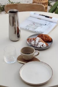 Casa Mi&ugrave;da: il fascino della ceramica nel dehor CASA%20MIUDA%20(7) - Ceramica del Conca