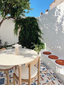 Casa Mi&ugrave;da: il fascino della ceramica nel dehor Casa%20Miuda%2010 - Ceramica del Conca