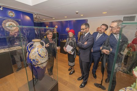 “San Marino Lo Stemma in Ceramica”. Inaugura la mostra della Fondazione Cino Mularoni MOSTRA%20LO%20STEMMA%20IN%20CERAMICA%202023%20(7) - Ceramica del Conca