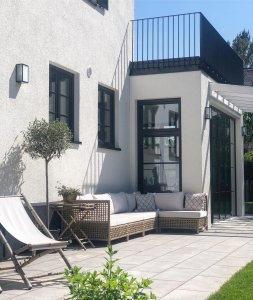 Feinsteinzeug für einen inspirierenden Outdoorbereich in München VILLA-HALLER%20(18) - Ceramica del Conca