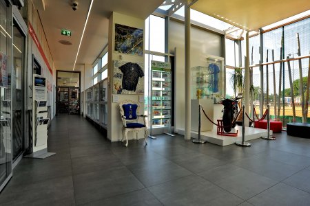 Eracle Sport Center, superfici Del Conca in tutti gli ambienti. ERACLE%2008 - Ceramica del Conca