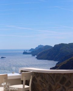 Sul Sentiero degli Dei un ristorante sospeso fra cielo e mare RIFUGIO-DEI-MELE%20(12) - Ceramica del Conca