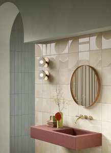 Manufatti, de petits carreaux brillants et mats inspirés des faïences faites à la main Faetano_Manufatti_Tè_Brick_Perla_Sagome_Bagno_02 - Ceramica del Conca
