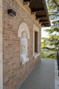 Un Gioiello Senza Tempo: La Ristrutturazione di una Dimora Storica a San Marino santo%20marino2 - Ceramica del Conca