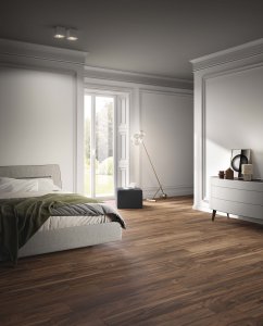 All the warmth and elegance of the new Teak effect CAMERA%20DA%20LETTO%20BURMA%20APERTA - Ceramica del Conca