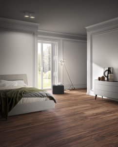 Tutto il calore e l'eleganza del nuovo effetto teak Del%20Conca_Ambienti%20Cersaie%202019_03%20Camera_Definitivo%2001 - Ceramica del Conca