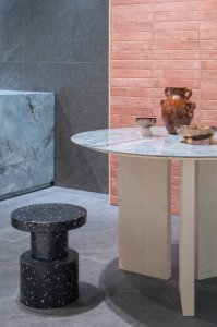 Del Conca, à Cersaie 2022, célèbre la tradition du marbre avec Premiere DSC08038_DEF_WEB - Ceramica del Conca