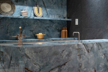 At Cersaie 2022, Del Conca celebrates the marble tradition with Premiere DSC08561_DEF_WEB - Ceramica del Conca