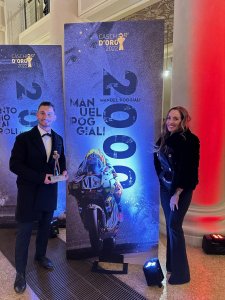 Two-times world champion Manual Poggiali receives the lifetime Casco d’Oro award IMG_0302 - Ceramica del Conca