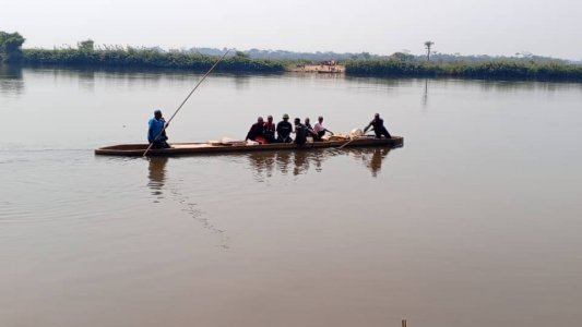 Il Centro Ospedaliero di Kalala-Diboko &egrave; finalmente operativo! PHOTO-2025-11-13-19-37-01 - Ceramica del Conca