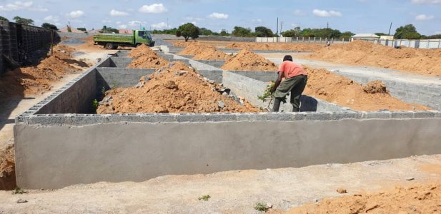 Primary School in Mitengo, Zambia, 2019/2020 costruzionemitengo%20school%20delconca%20(7)-min - Ceramica del Conca