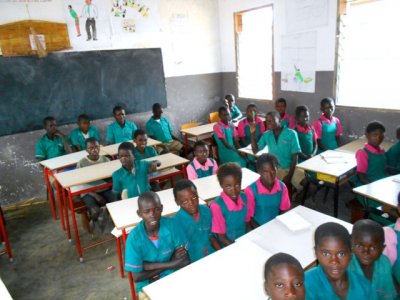 Malawi School on Chikala Mountain, 2013 DSCN7672 - Ceramica del Conca