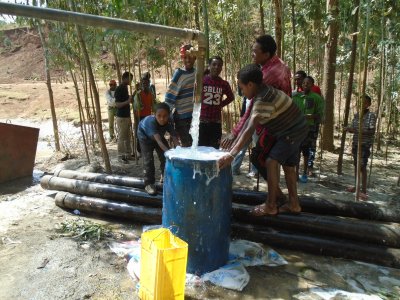 Rete idrica Etiopia, Wasserà 2017 DSC01265 - Ceramica del Conca