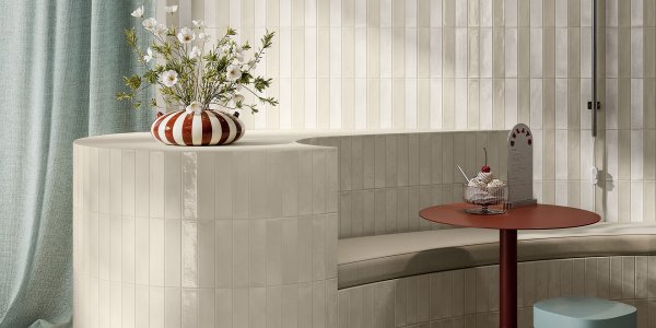 Coverings 2026, Las Vegas, dal 30 marzo al 2 aprile, Hall 1614 faetano_ghiaccioli_living_1_top_1920x960 - Ceramica del Conca