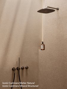 Feinsteinzeug Mittlere Formate del_conca_iconic_cashmere_matter_mineral_bagno_01_a - Ceramica del Conca