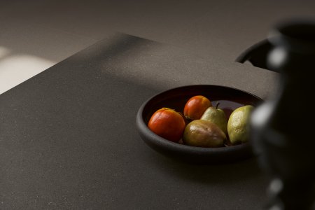 Gres porcellanato Iconic del_conca_iconic_chocolate_matter_living_01 - Ceramica del Conca