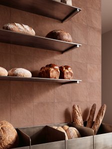 Gres porcellanato Era faetano_era_mattone_bakery_01 - Ceramica Faetano