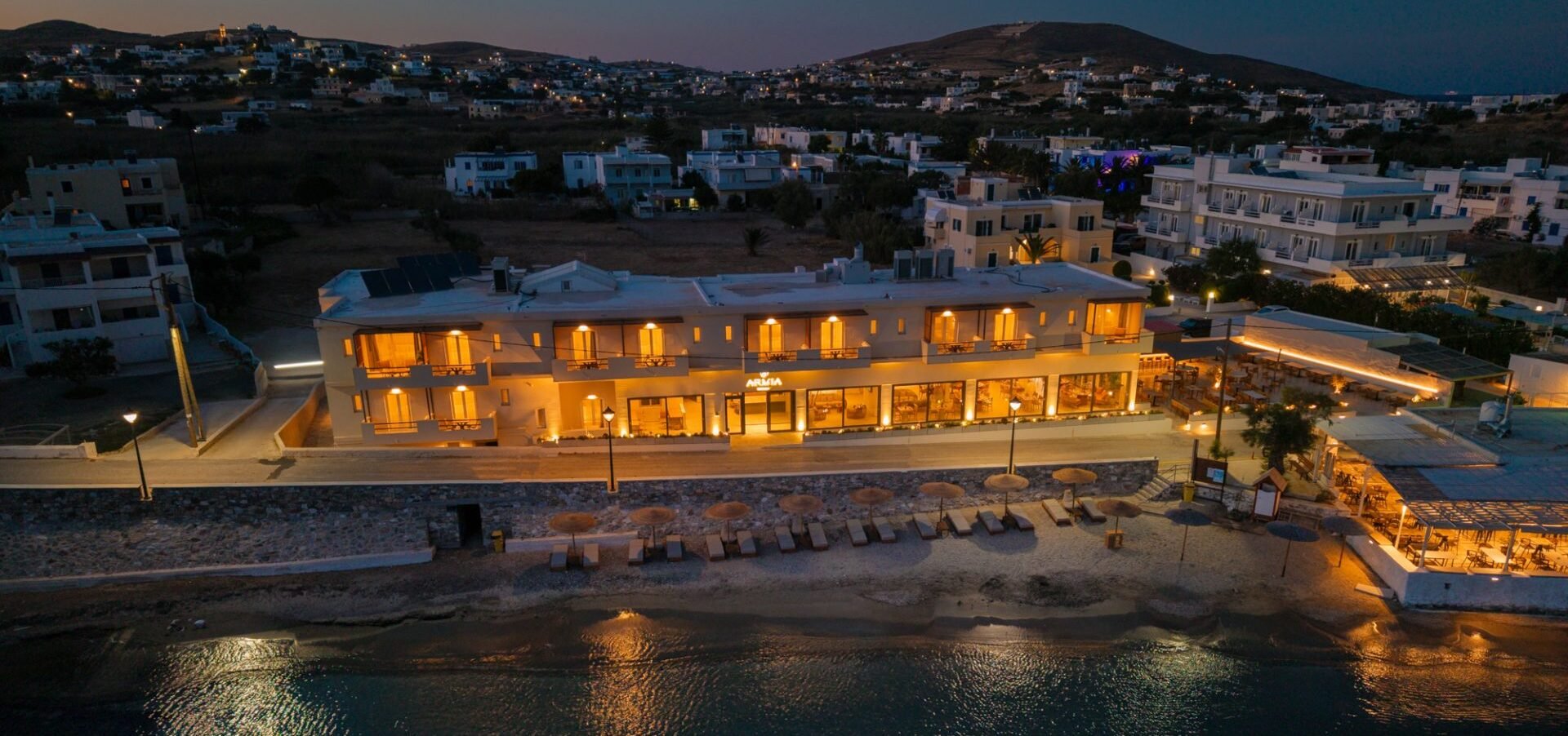 Armia Experience Hotel: l&rsquo;eleganza mediterranea di Dinamika Moving  - Ceramica del Conca