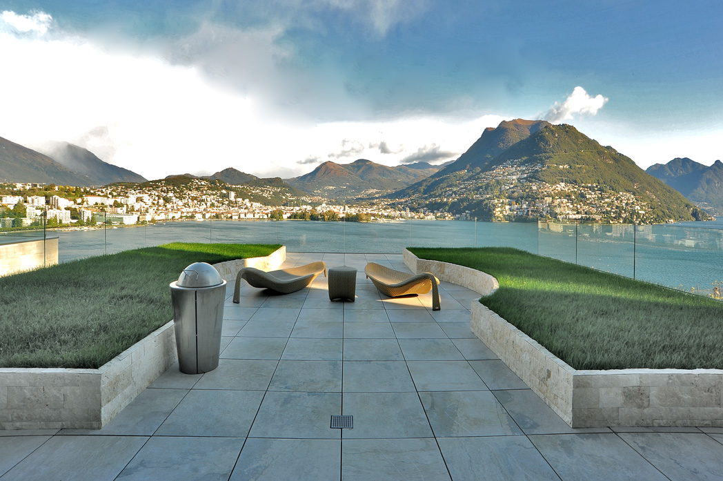 Un paradiso vista lago  - Ceramica del Conca