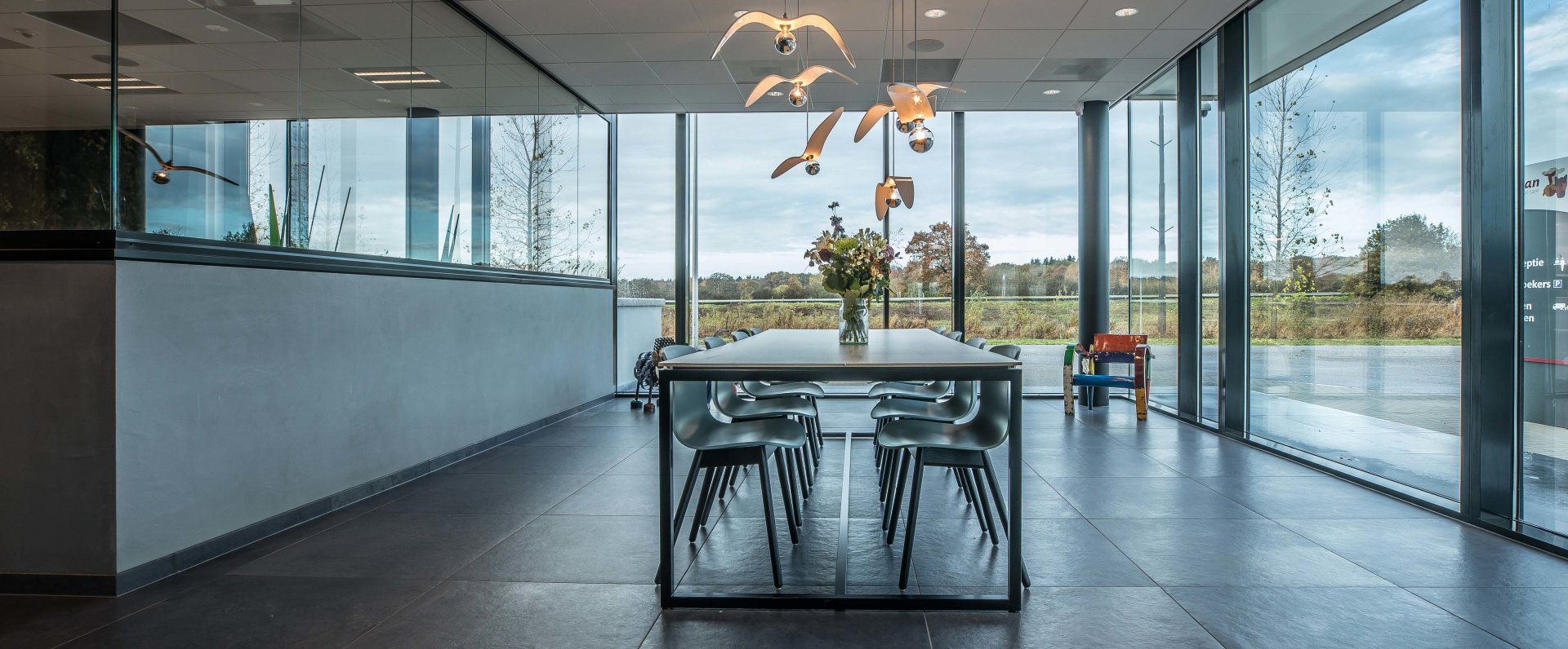 Il design protagonista nella nuova sede di Hofman Animal Care in Olanda  - Ceramica del Conca