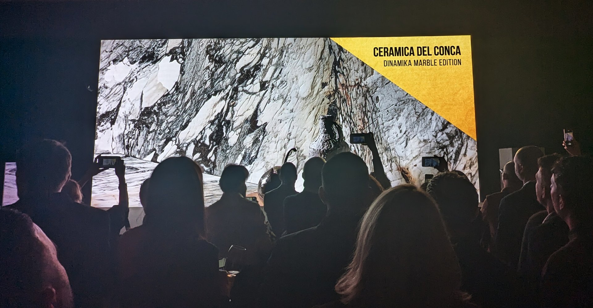 Archiproducts Awards 2023 per Dinamika Marble Edition di Del Conca  - Ceramica del Conca