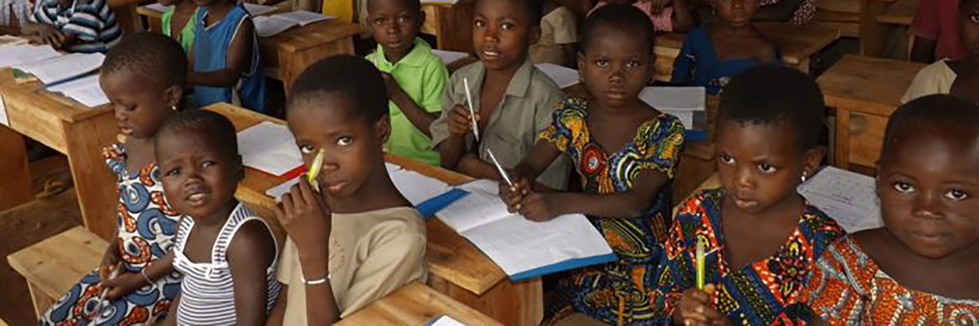 Scuola a Fisenge, Zambia, 2019  - Ceramica del Conca