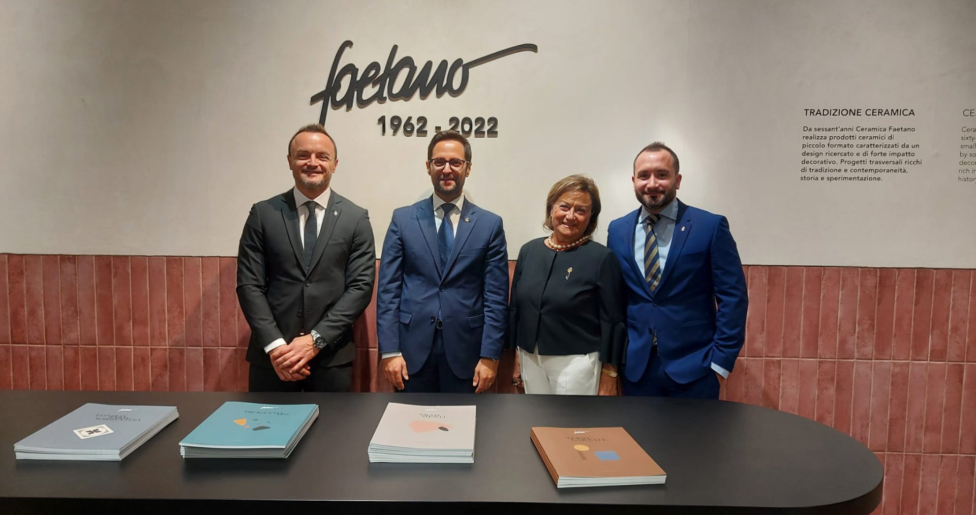 Il Segretario di Stato per l'Industria Fabio Righi in visita a Cersaie 2022  - Ceramica del Conca