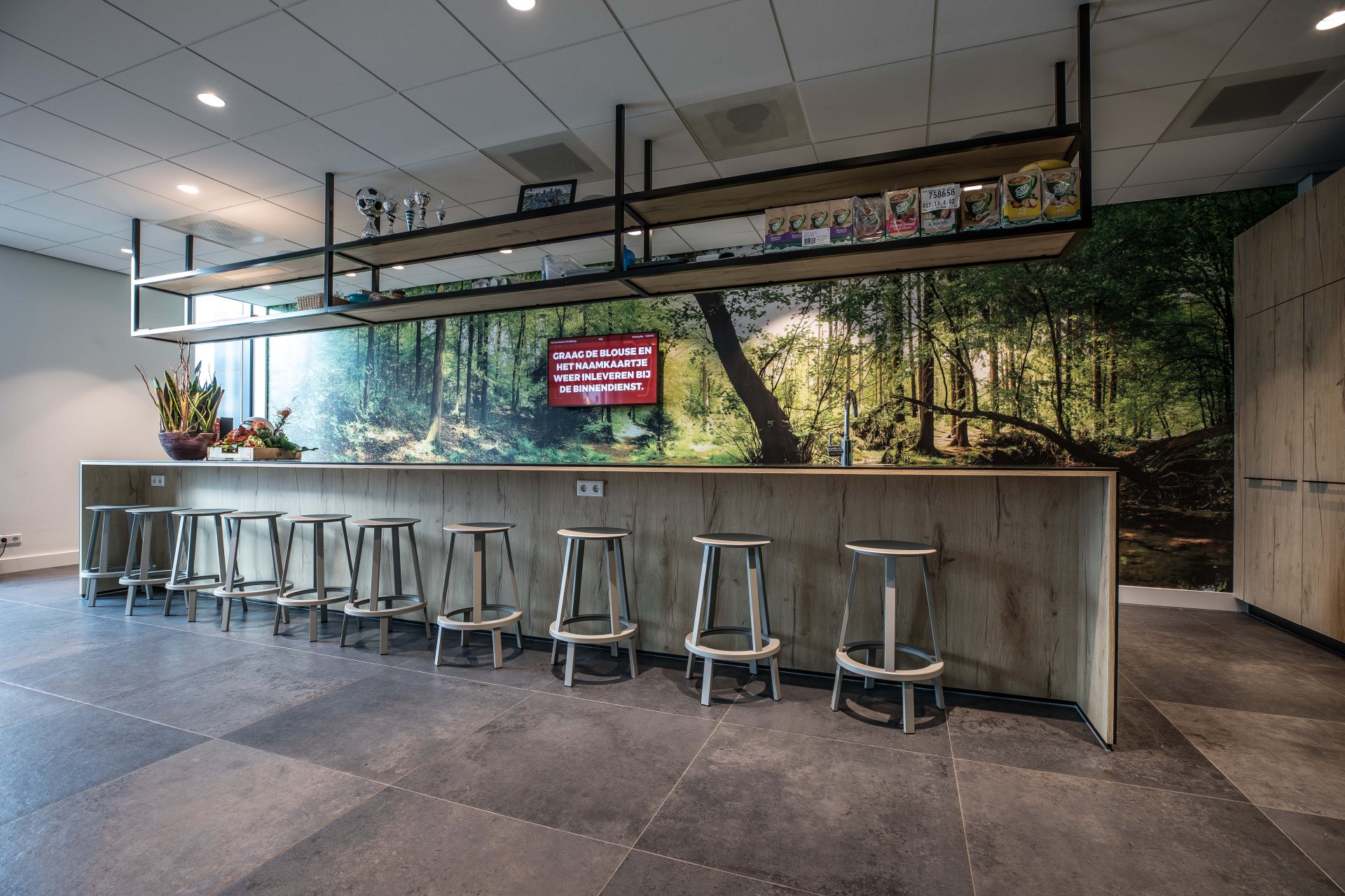 Feinsteinzeug Hofman Tierpflege, Eneter, Olanda BW%20HR%20Reggetegels%20Animal%20Care-5777 - Ceramica del Conca