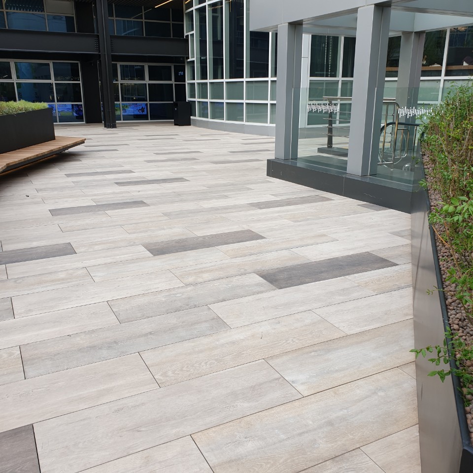 Gres porcellanato I'Park Mall, Seoul, Korea del Sud IPARK%20MAL_KOREA%20(1) - Ceramica del Conca