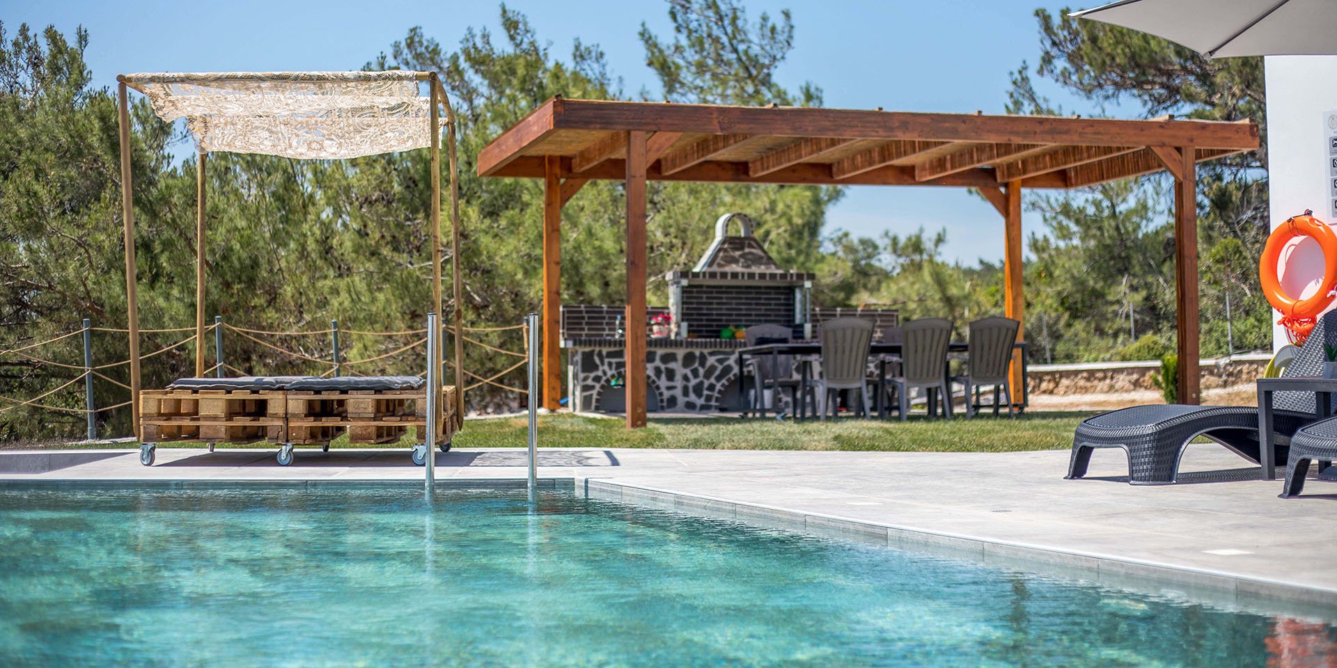 Porcelain Stoneware VILLA INDIRA RHODES, Rhodes, Greece Villa_Indira_Climb_Top_1920x960_04 - Ceramica del Conca