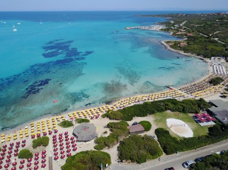 De la fenêtre du golfe d'Asinara 186052202 - Ceramica del Conca