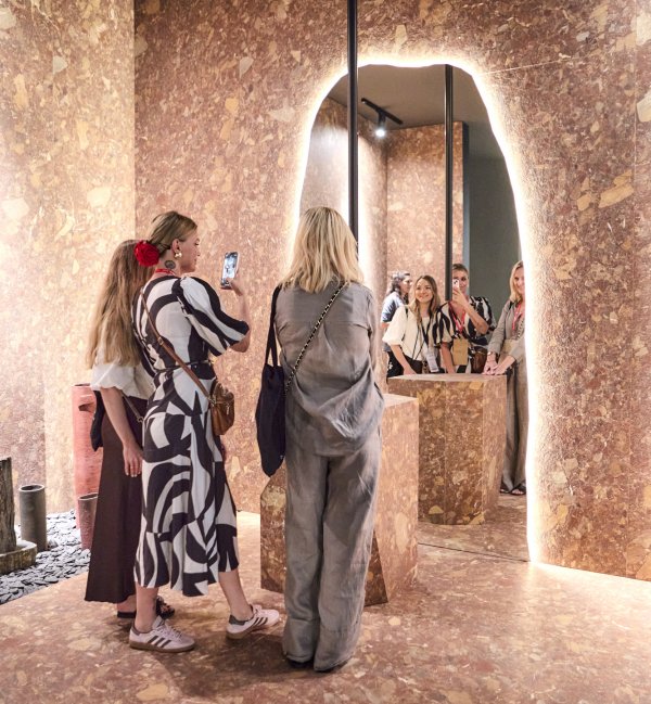 BEYOND THE SENSES, un design che diventa esperienza CERSAIE_2025%20(115) - Ceramica del Conca