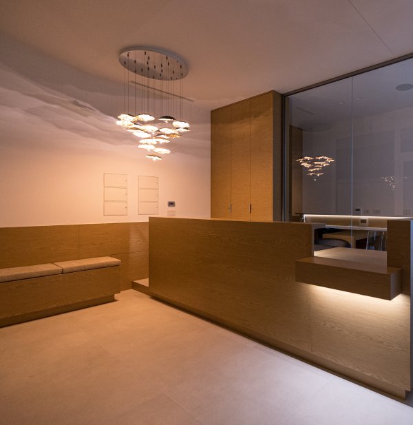 Legno e pavimenti effetto cemento per una clinica odontoiatrica minimalista e accogliente clinica06%20copy%201 - Ceramica del Conca