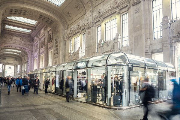 Del Conca e Giugiaro Architettura nella Stazione Centrale di Milano GALELRIA%20DELLE%20CARROZZE.JPG%20(7) - Ceramica del Conca
